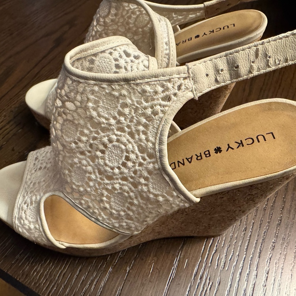 Lucky Brand Lace Cream Wedges